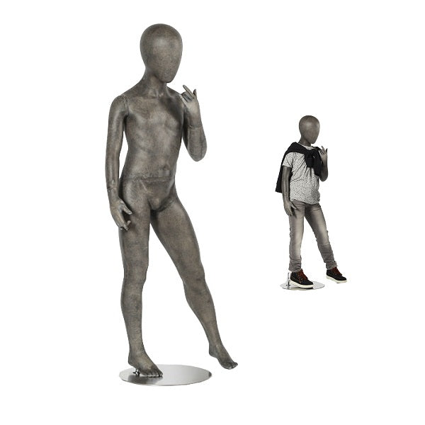 Kinderfigur Junge mit abstraktem Kopf, 8 Jahre